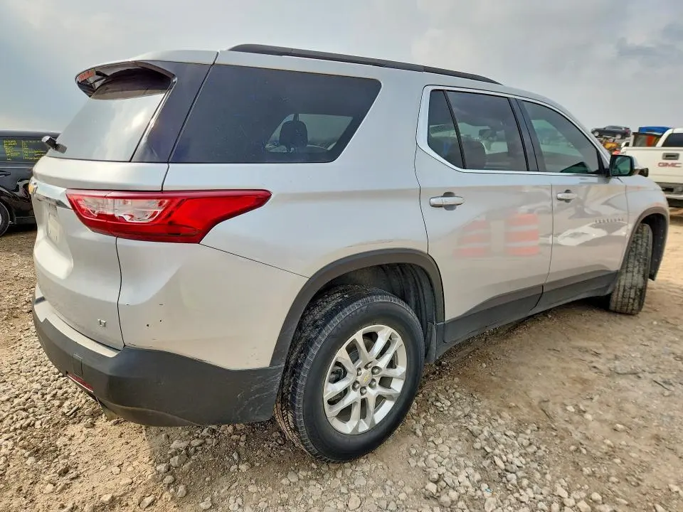 2020 CHEVROLET TRAVERSE LT  