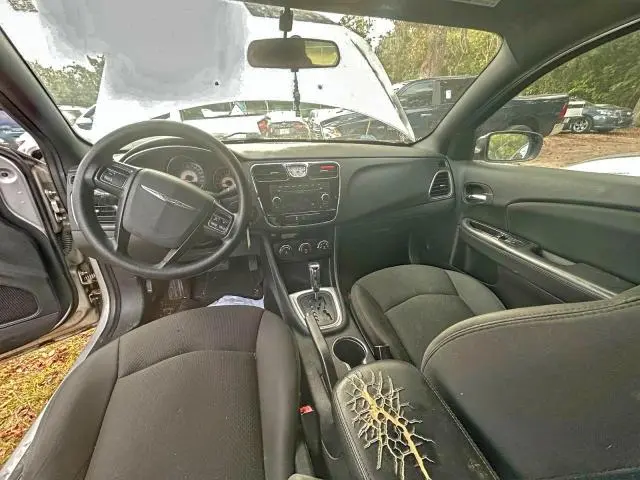 2011 CHRYSLER 200 LX  