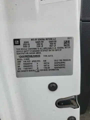 2011 GMC ACADIA SLT-1  