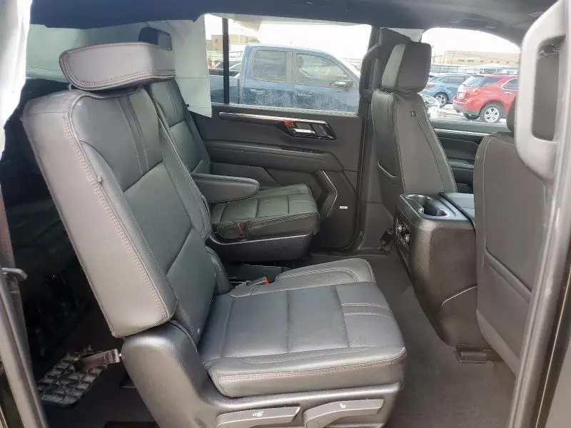 2025 CHEVROLET SUBURBAN K1500 RST  