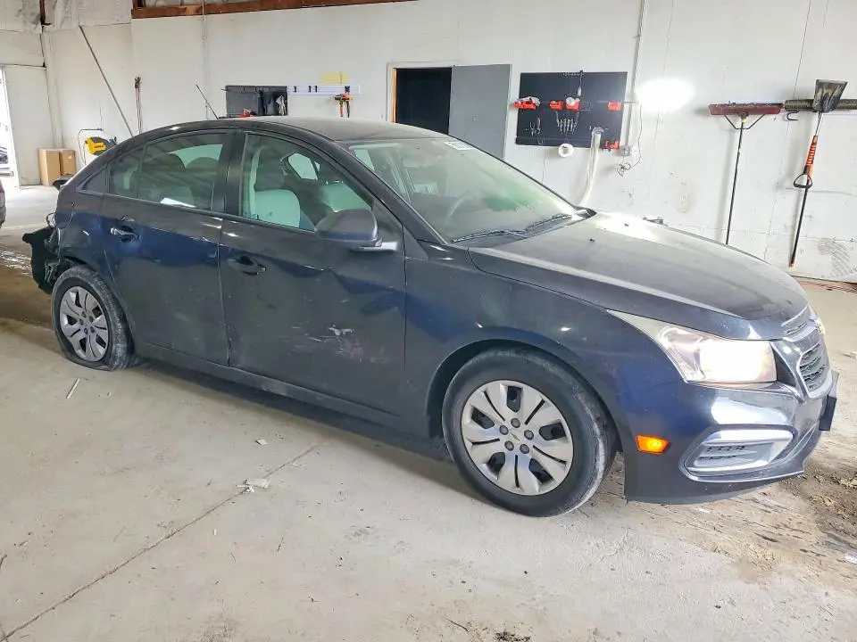 2015 CHEVROLET CRUZE LS  