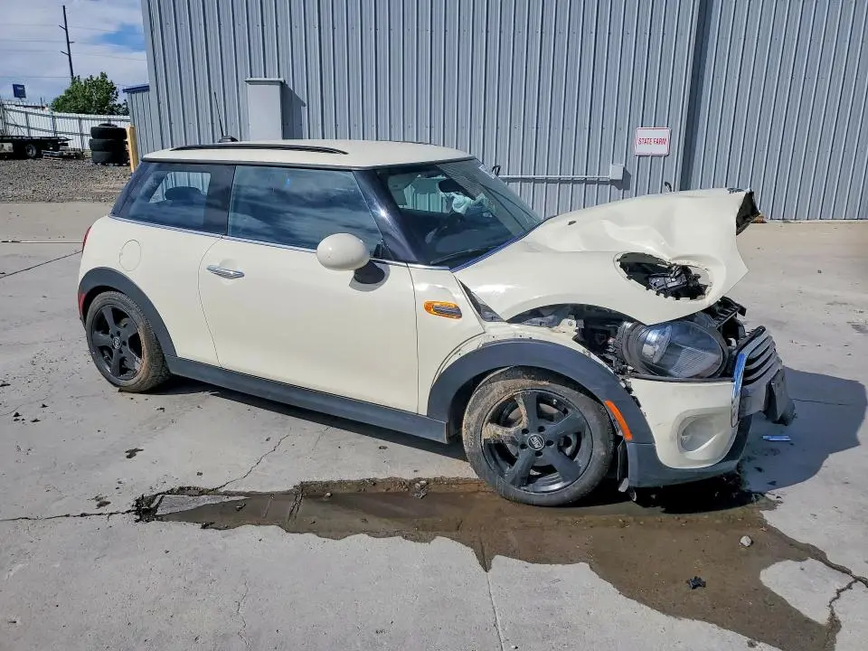 2019 MINI COOPER   