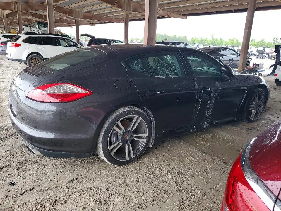2012 PORSCHE PANAMERA 2  