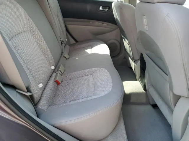 2010 NISSAN ROGUE S