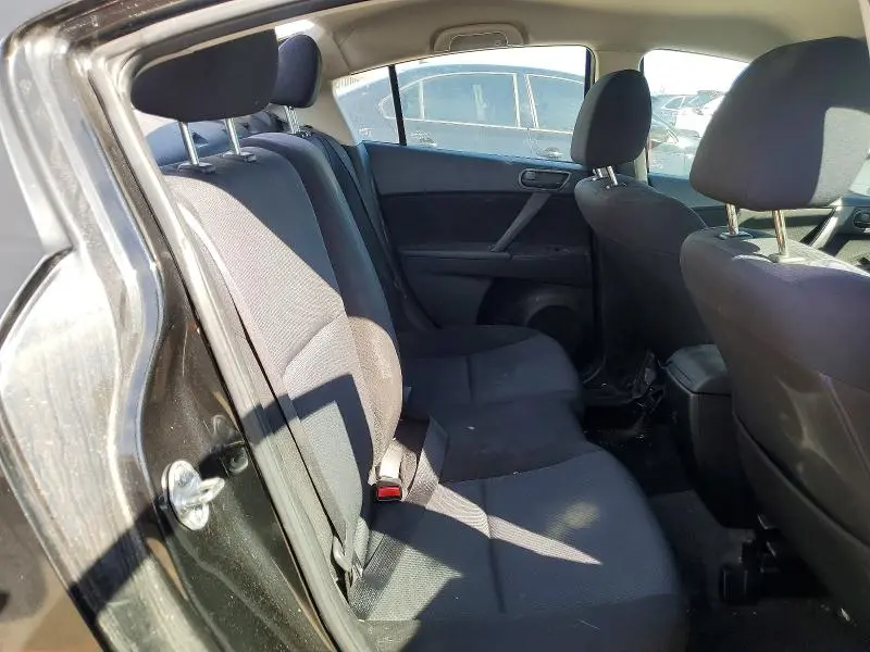 2010 MAZDA 3   