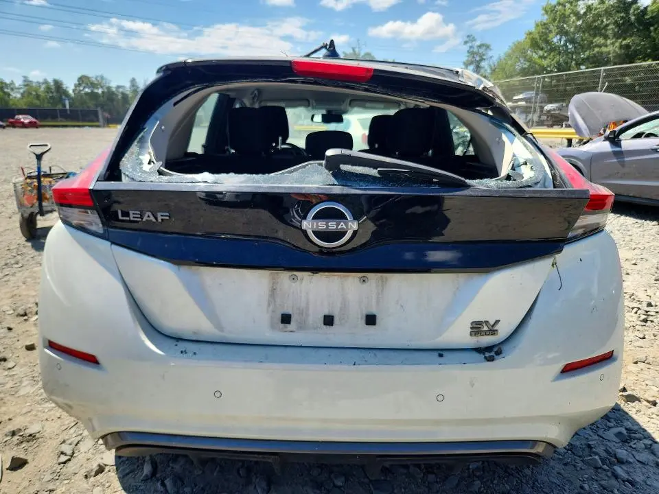 2024 NISSAN LEAF SV PLUS  