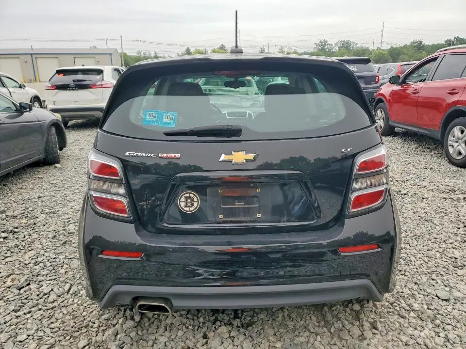 2017 CHEVROLET SONIC LT  