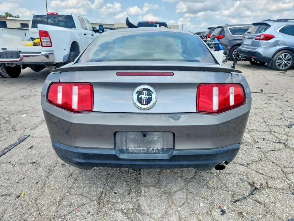 2010 FORD MUSTANG   