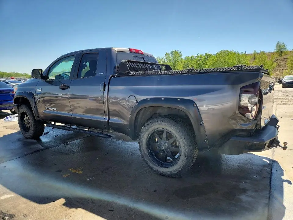 2017 TOYOTA TUNDRA SR5  