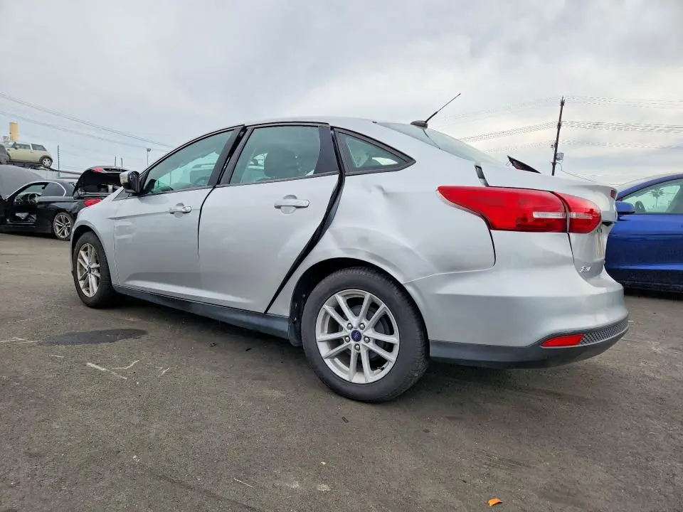 2017 FORD FOCUS SE  