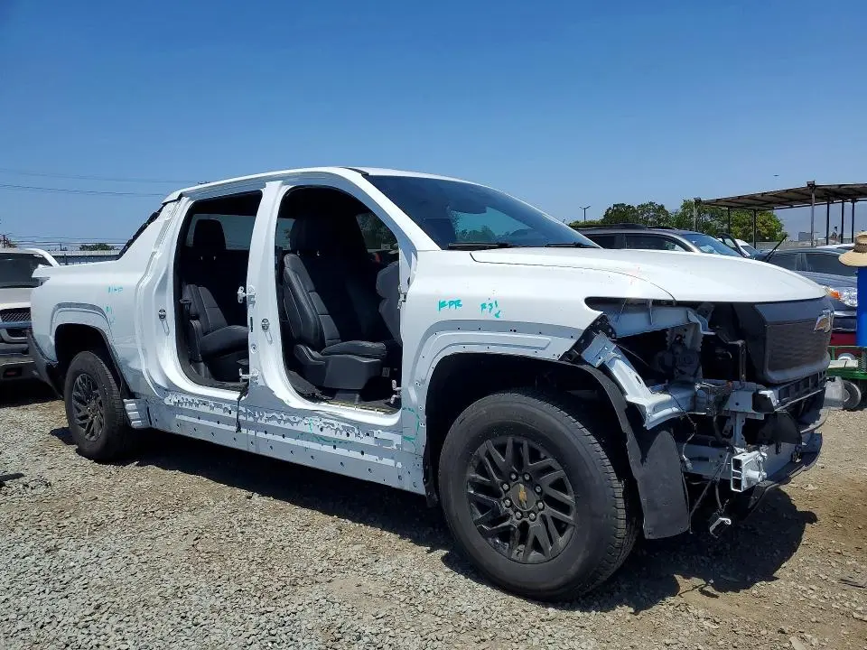 2024 CHEVROLET SILVERADO   