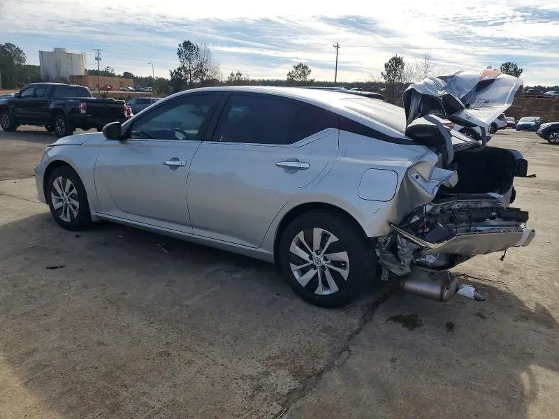 2024 NISSAN ALTIMA S  