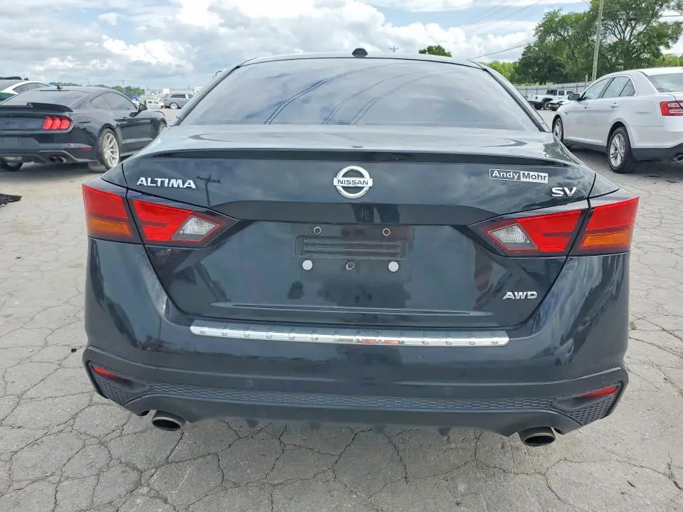 2019 NISSAN ALTIMA SV  