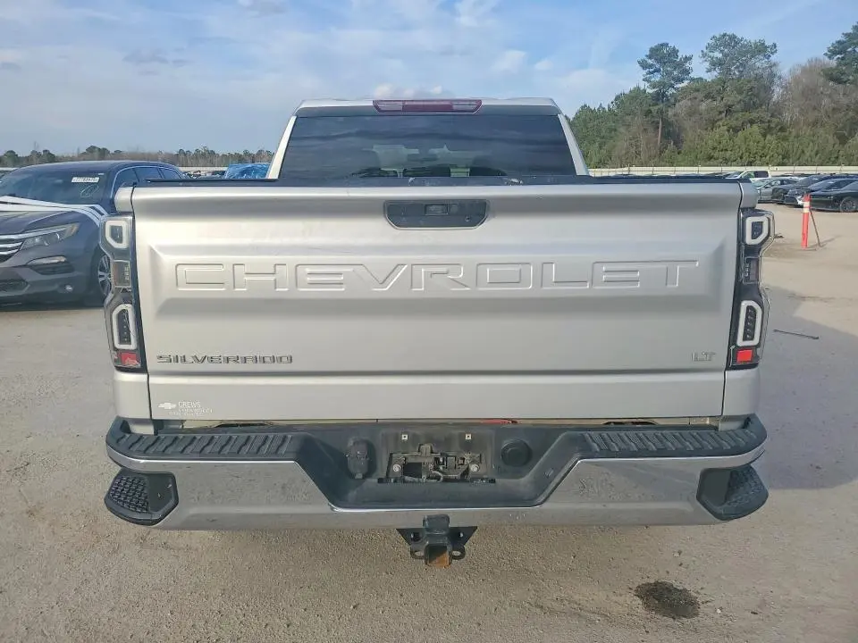 2019 CHEVROLET SILVERADO C1500 LT  