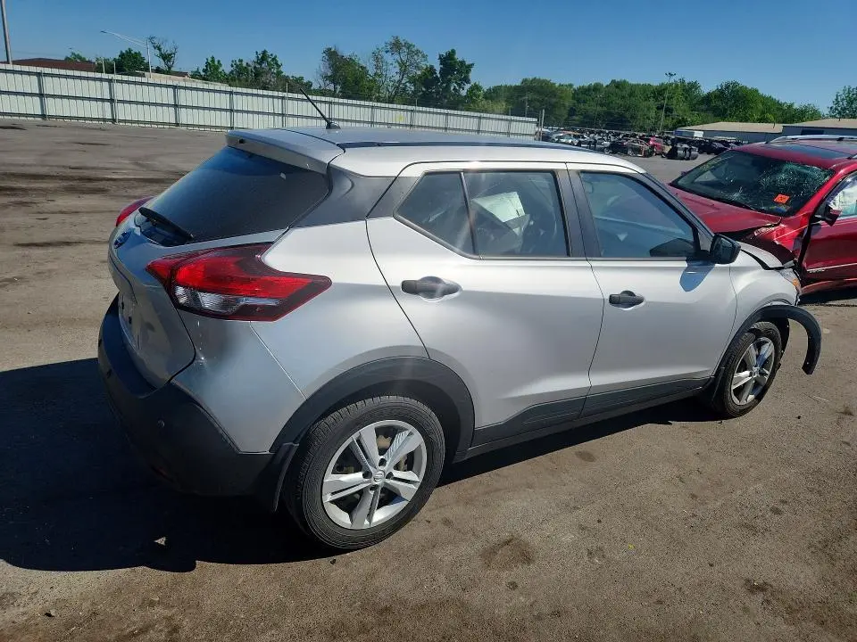 2020 NISSAN KICKS S  