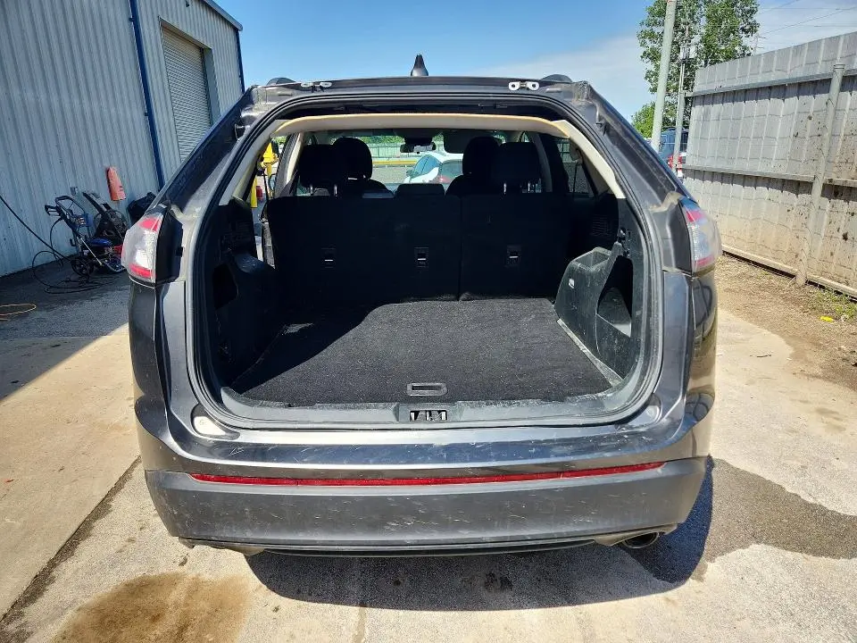 2018 FORD EDGE SE  