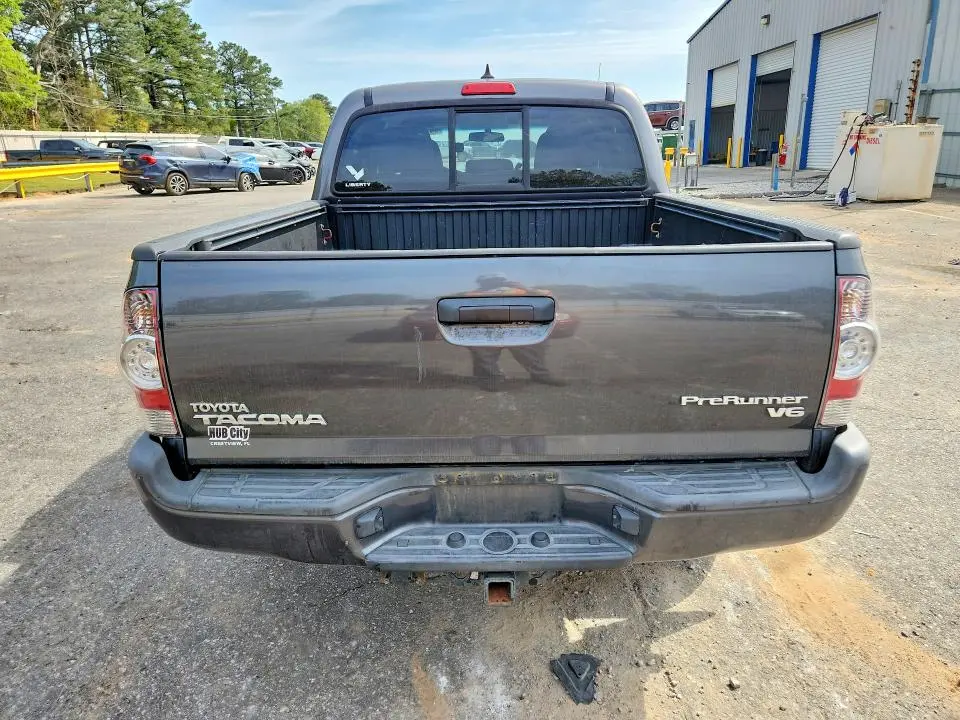 2015 TOYOTA TACOMA PRERUNNER V6  