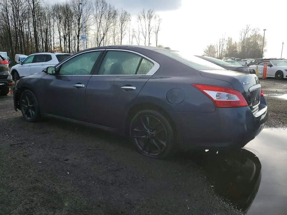 2010 NISSAN MAXIMA 3.5 S  