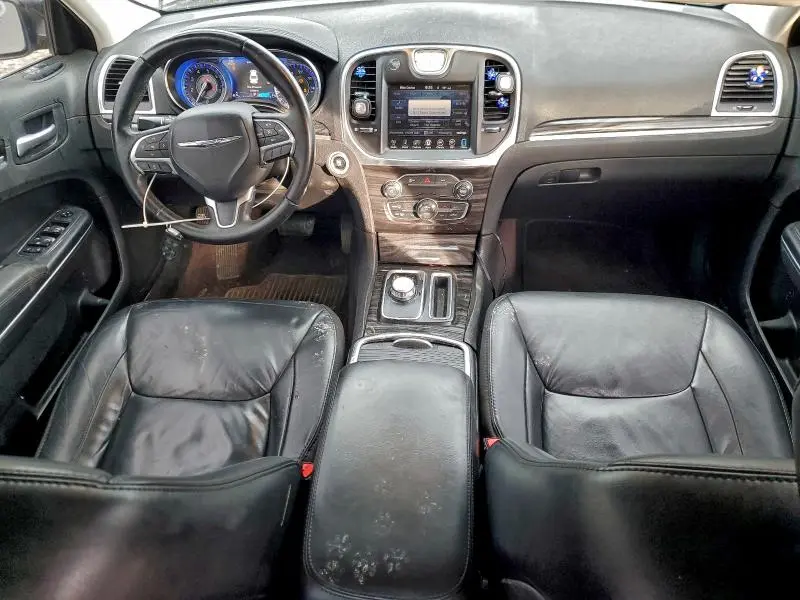 2016 CHRYSLER 300 LIMITED  