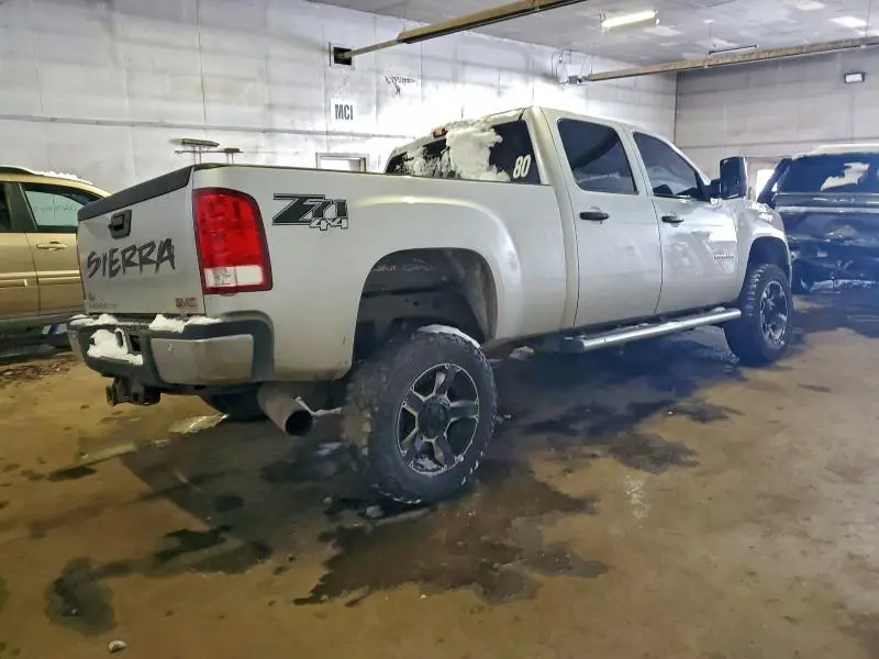 2013 GMC SIERRA K2500 SLE  