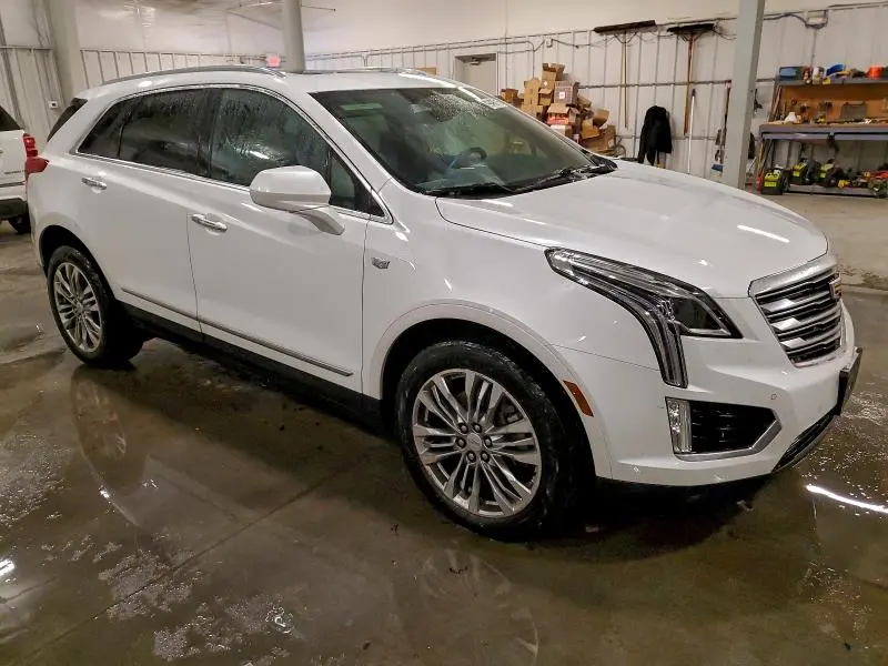 2017 CADILLAC XT5 PREMIUM LUXURY  