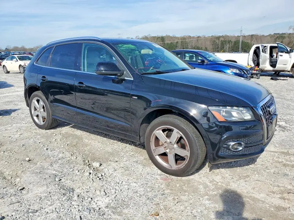 2011 AUDI Q5 PREMIUM PLUS  