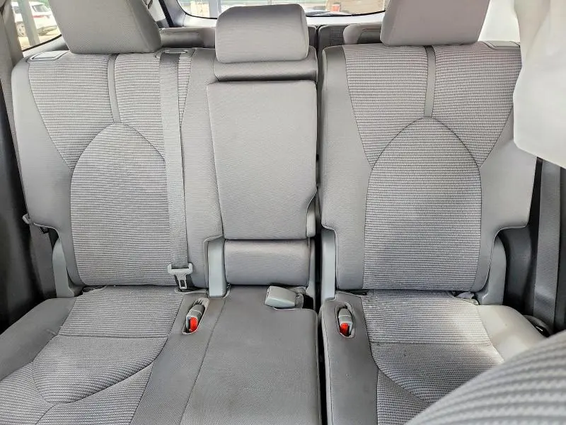2022 TOYOTA HIGHLANDER L  