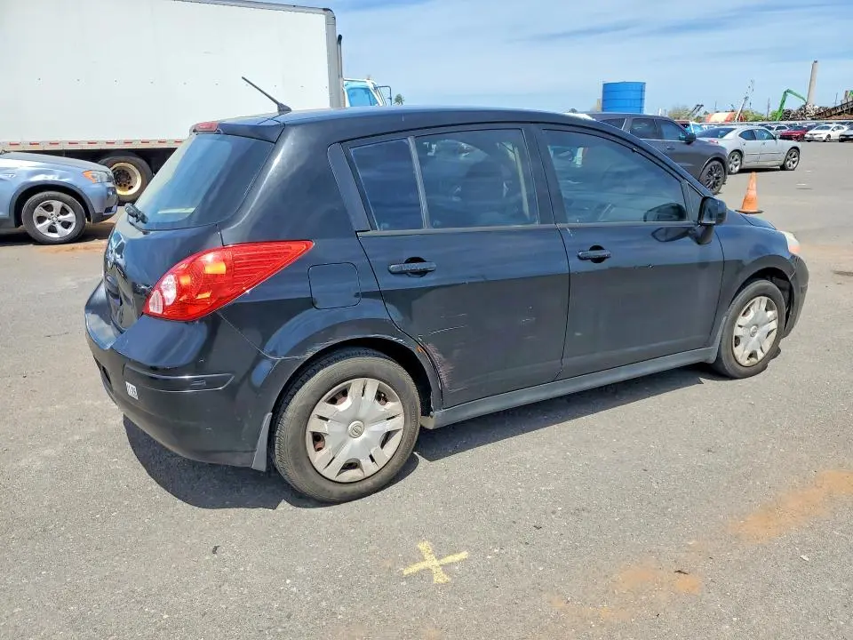 2012 NISSAN VERSA 1.8 S  