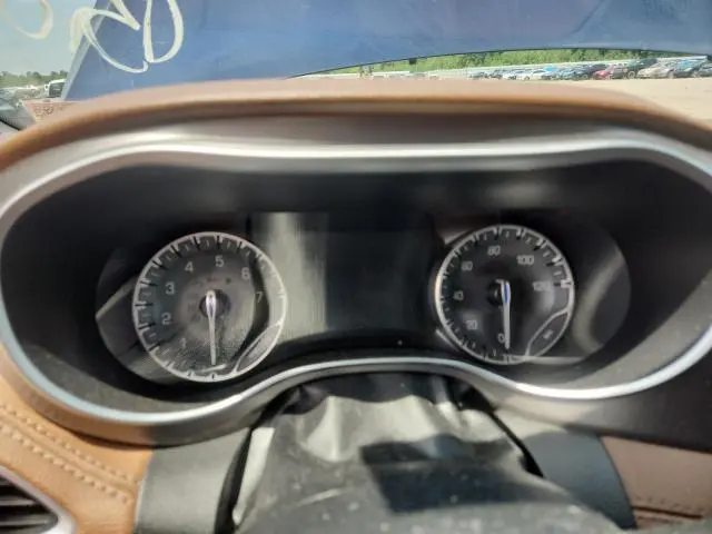 2017 CHRYSLER PACIFICA LIMITED  