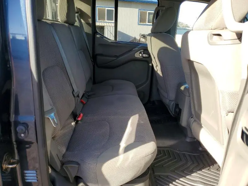 2014 NISSAN FRONTIER   