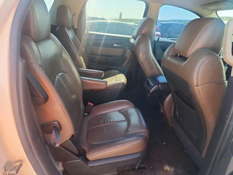 2015 GMC ACADIA SLT-1  