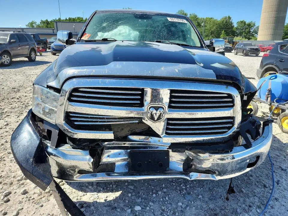 2013 RAM 1500 SLT  