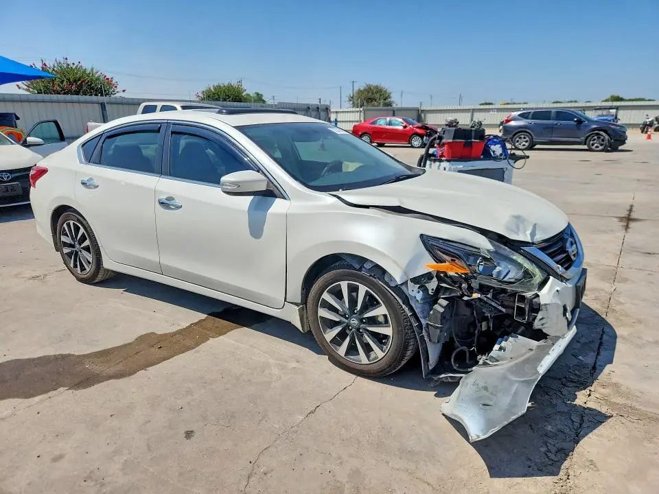 2017 NISSAN ALTIMA   