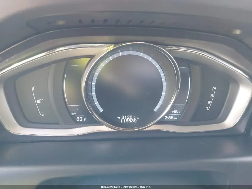 2015 VOLVO XC60 T5 PLATINUM