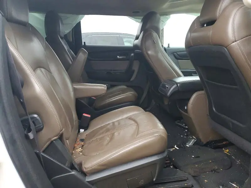 2013 GMC ACADIA SLT-2  