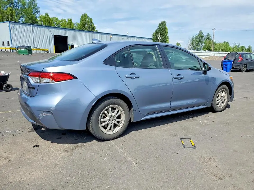 2022 TOYOTA COROLLA LE  