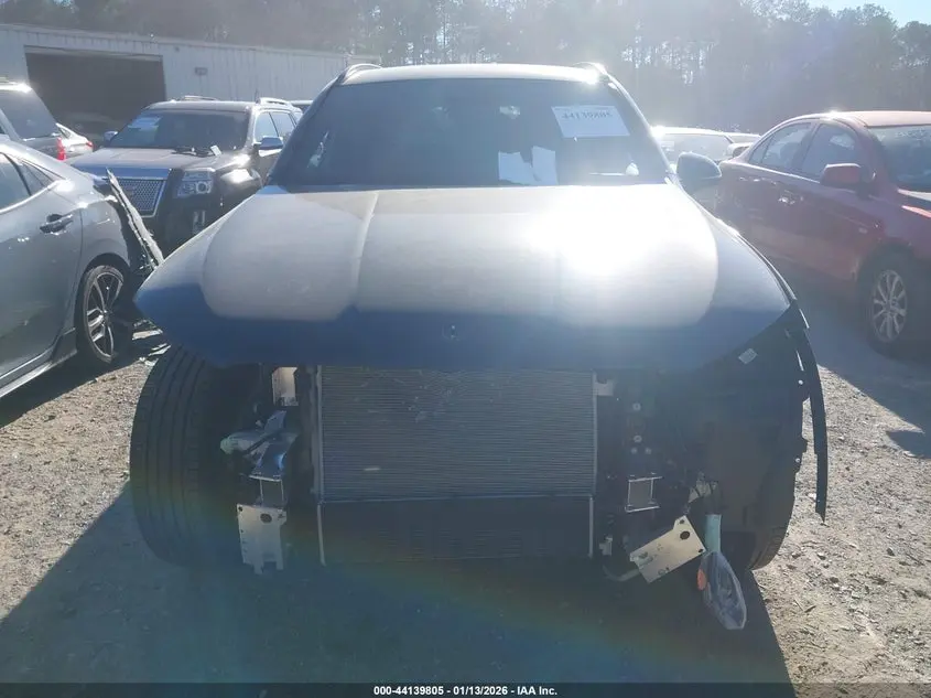 2025 MERCEDES-BENZ GLC 300 SUV