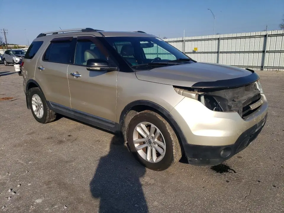 2011 FORD EXPLORER XLT  