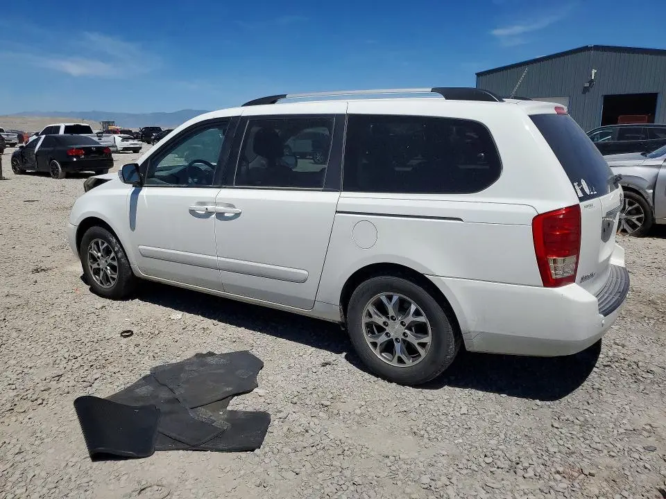 2014 KIA SEDONA LX  