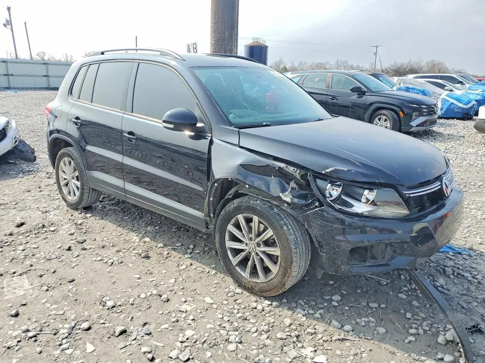 2017 VOLKSWAGEN TIGUAN S  
