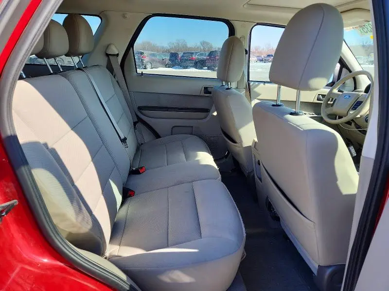 2010 FORD ESCAPE XLT  