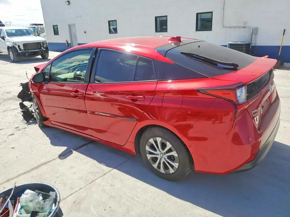 2021 TOYOTA PRIUS XLE AWD-E  