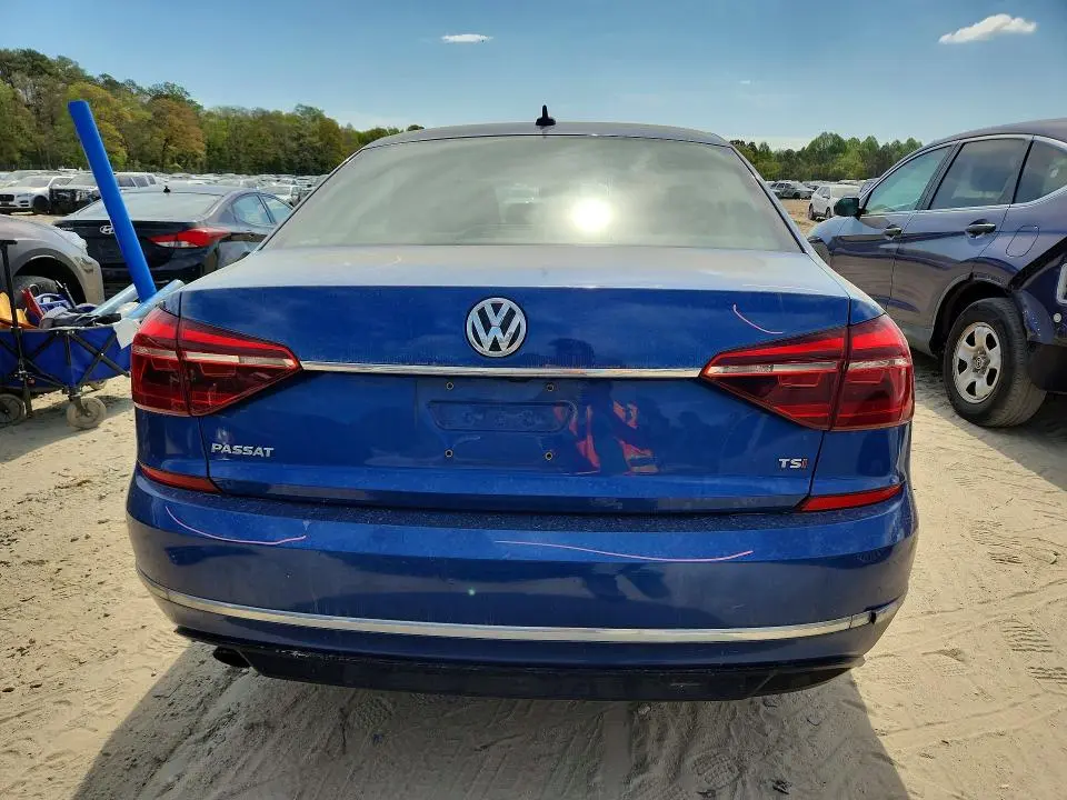 2017 VOLKSWAGEN PASSAT R-LINE  