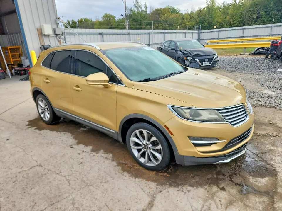 2015 LINCOLN MKC   