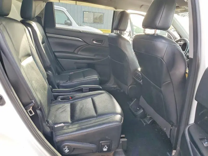 2018 TOYOTA HIGHLANDER LIMITED PLATINUM  