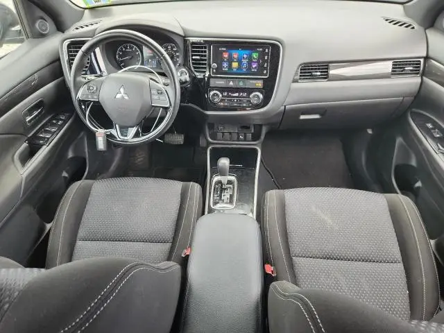 2018 MITSUBISHI OUTLANDER SE  