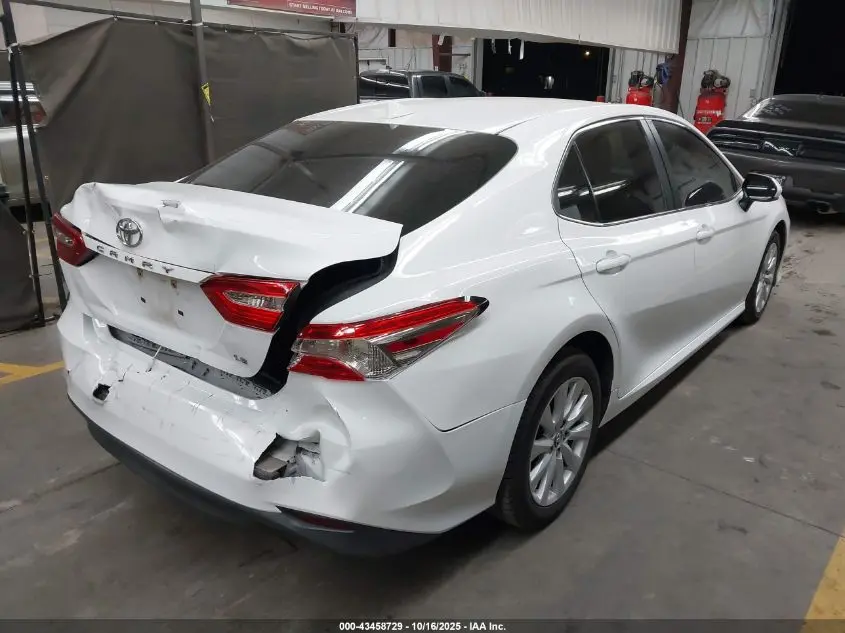 2019 TOYOTA CAMRY LE