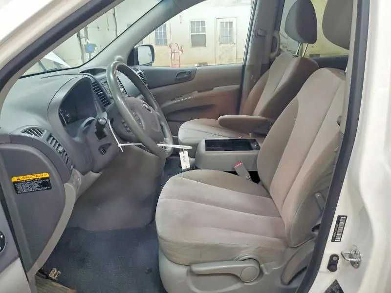 2014 KIA SEDONA LX  