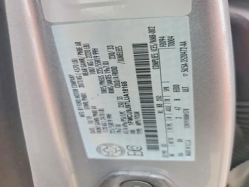2020 FORD ESCAPE TITANIUM  