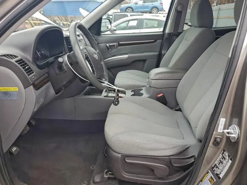 2012 HYUNDAI SANTA FE GLS  